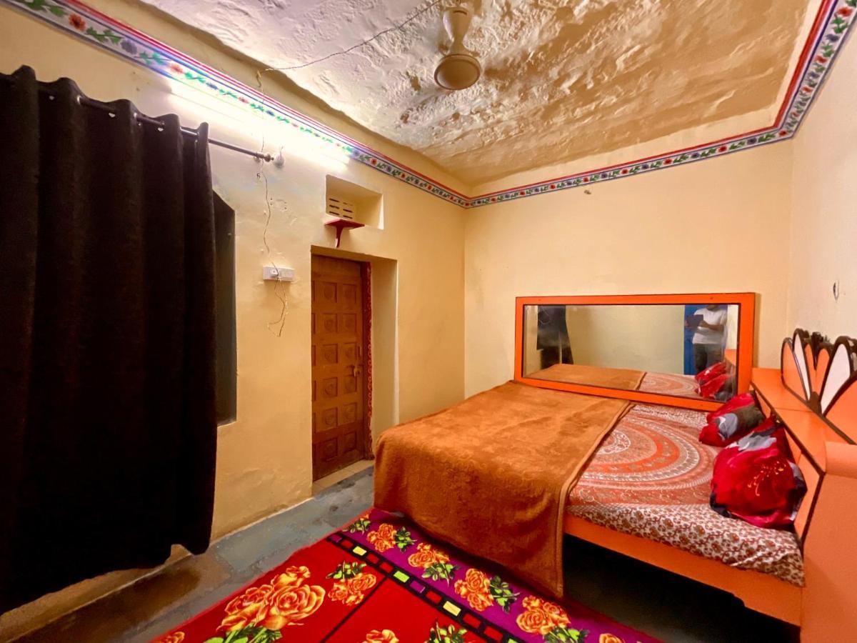 One Light Hostel Pushkar Extérieur photo