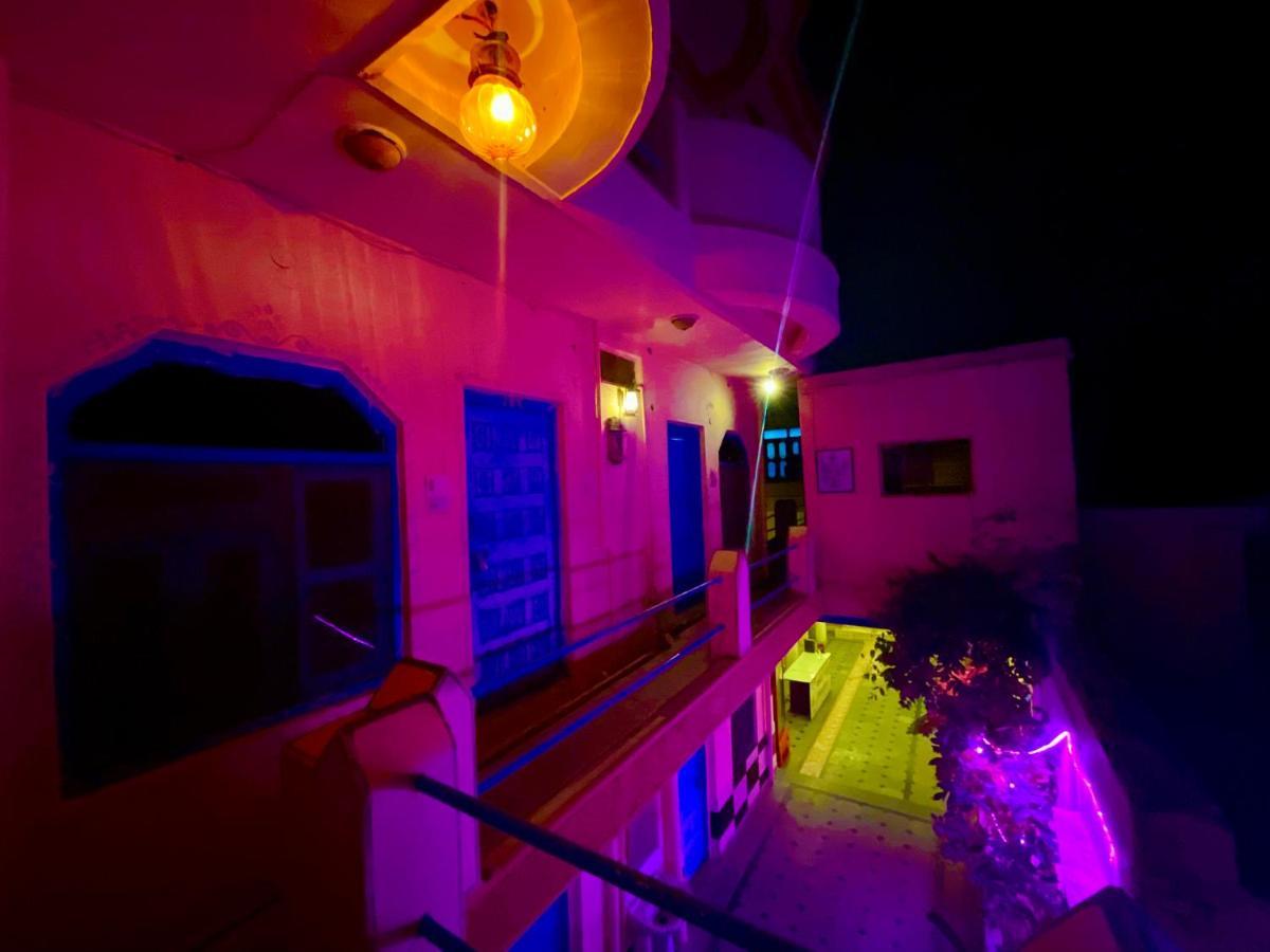 One Light Hostel Pushkar Extérieur photo