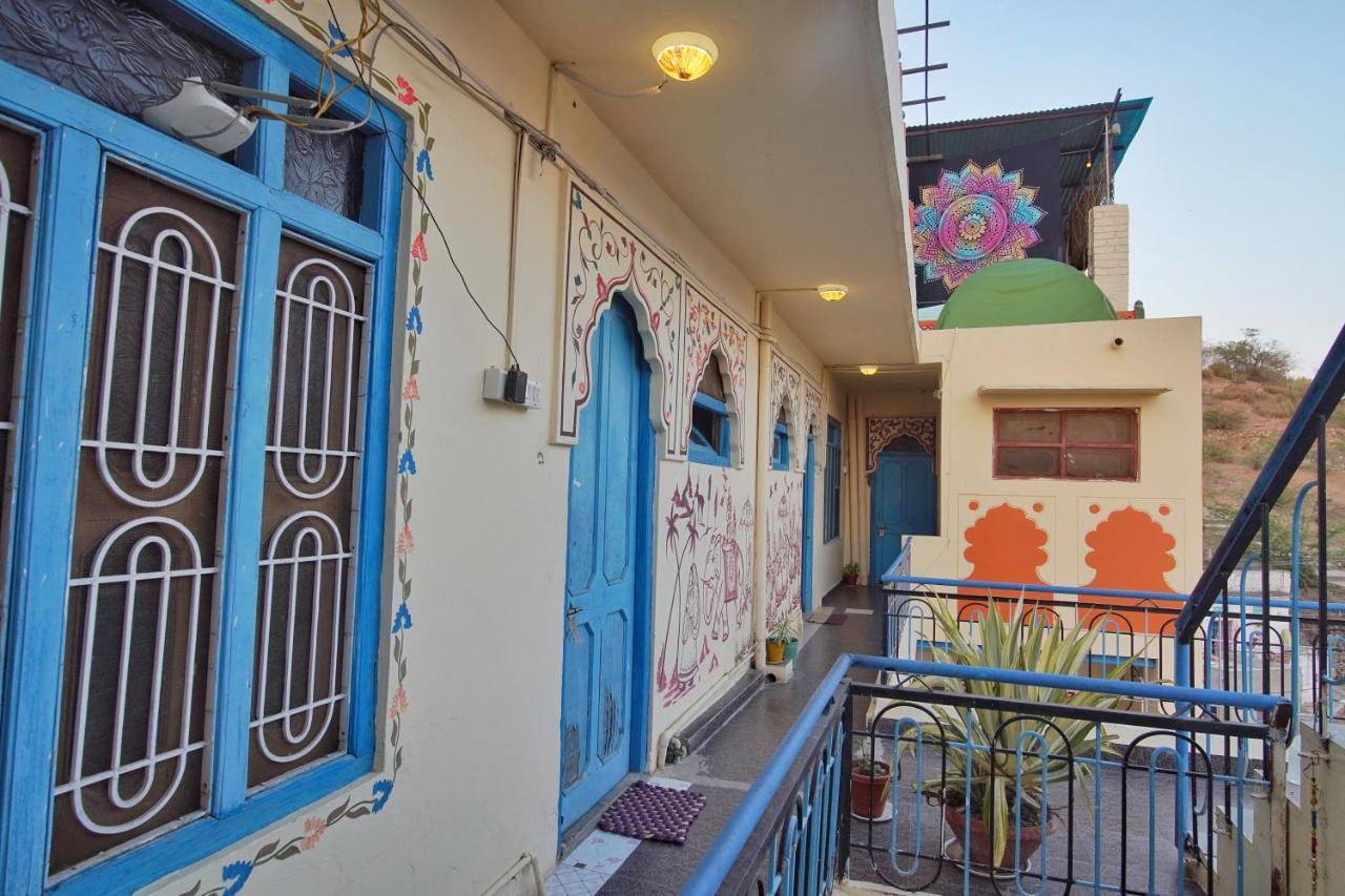 One Light Hostel Pushkar Extérieur photo